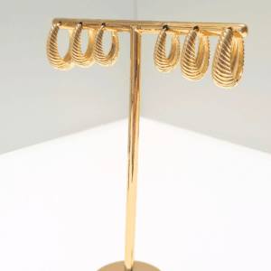 Trio de argolas trabalhadas